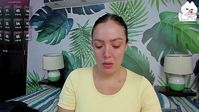 Snapshot of brianna_196 chatting on October 10, 8:14 pm brianna 196 online show from October 10, 8:14 pm