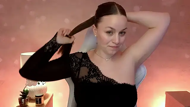 MilaFleur online show from March 21, 3:06 pm