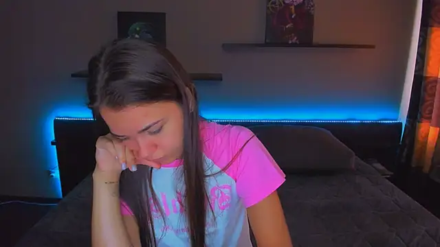 AlexaBarkley online show from September 16, 12:40 am