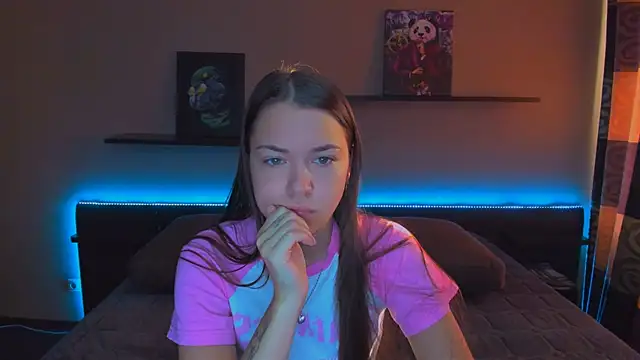 AlexaBarkley online show from October 1, 12:37 am