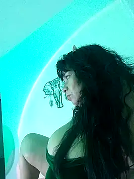 Snapshot of karlablue_ chatting on September 27, 2:08 am karlablue  online show from September 27, 2:08 am