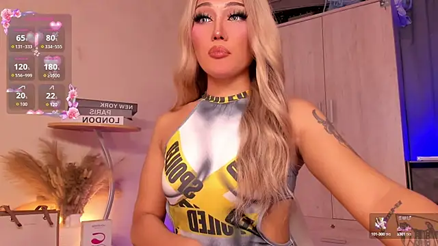 Snapshot of Brownskin_Dollxoxo chatting on September 11, 5:19 am Brownskin Dollxoxo online show from September 11, 5:19 am