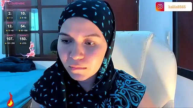 MatchedEyebrow online show from October 20, 10:02 pm