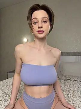 Camilla Railian online show from May 9, 8:11 pm