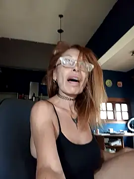 FrozenWaffle online show from February 4, 5:38 pm