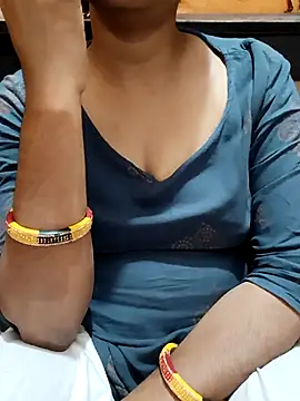 Diya 143 online show from October 24, 2:24 pm