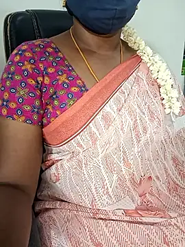 Snapshot of Tamil-hotwife chatting on October 10, 4:56 pm Tamil-hotwife online show from October 10, 4:56 pm