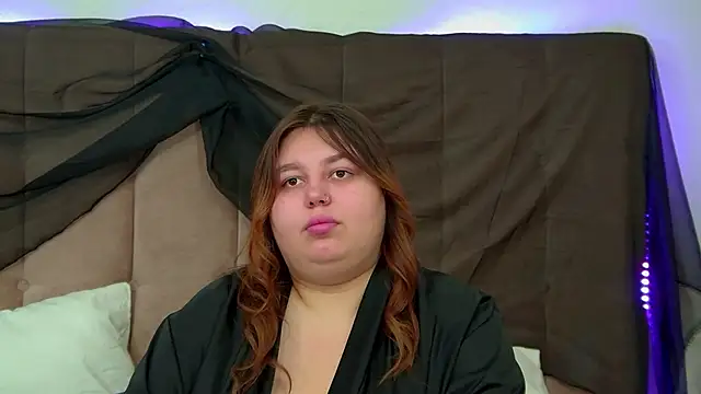 LillianKim online show from October 26, 7:15 am