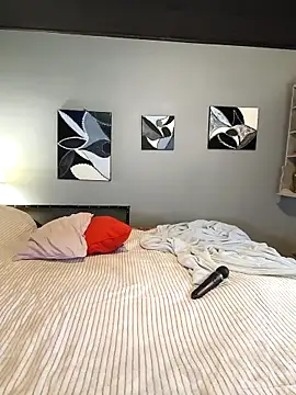 OnnaaH online show from February 21, 2:51 pm