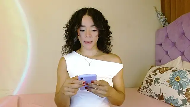 kiarablue online show from March 28, 4:12 am