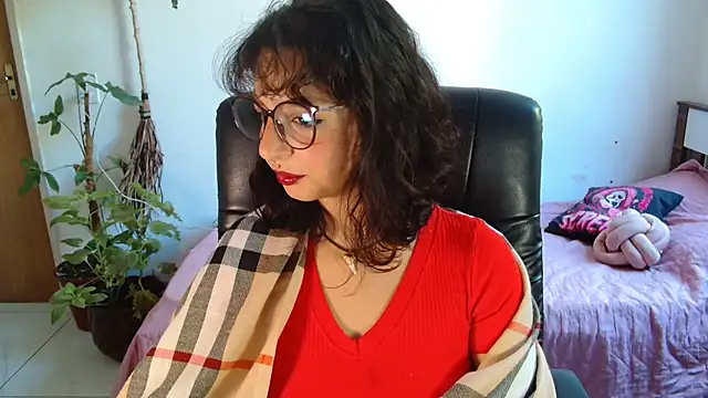 myamillor online show from December 18, 11:48 am