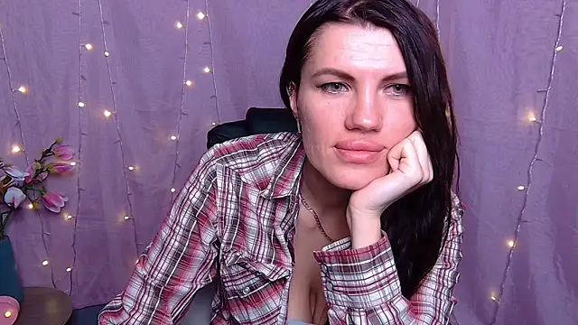 MilaLoona online show from February 24, 9:19 am