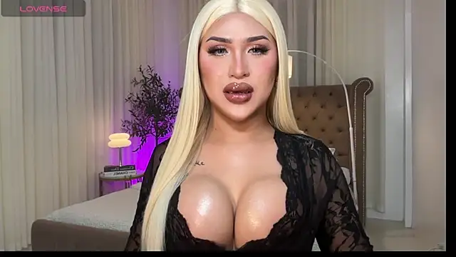 Your Majesty Tyra online show from February 13, 5:42 am