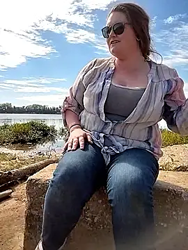 LunaaLovely online show from October 13, 6:10 pm