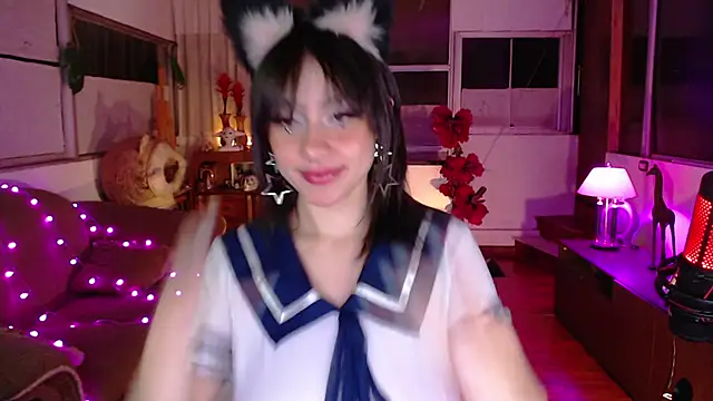 Aquamarinebubble online show from November 27, 2:14 am