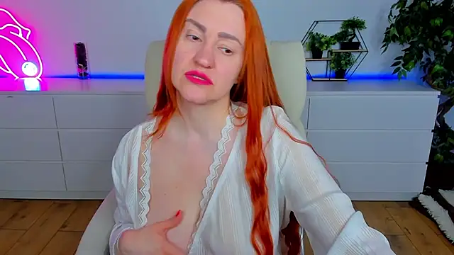 Kamilla Hot online show from February 20, 6:37 am