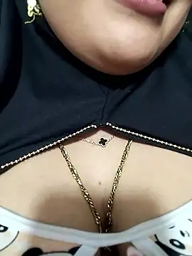 Elinaax online show from March 10, 2:15 am