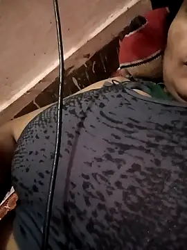 silkyrani123 online show from April 5, 7:02 pm