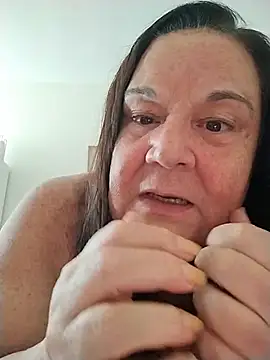 Yaya Mineira online show from January 19, 3:30 pm