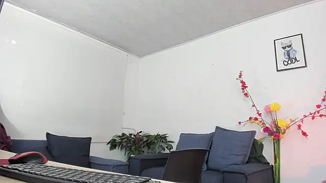 alicia rouusel online show from November 11, 12:28 am