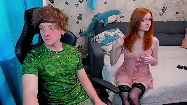 Snapshot of lakmsrrrmrrr chatting on October 17, 11:13 am lakmsrrrmrrr online show from October 17, 11:13 am