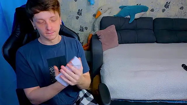 lakmsrrrmrrr online show from February 6, 10:51 am