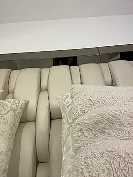 ALISSON FOXXX1 online show from April 11, 12:06 am