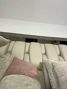 ALISSON FOXXX1 online show from April 16, 10:56 pm