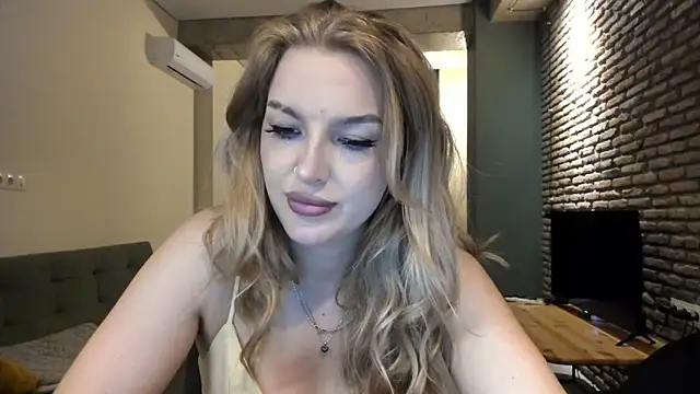fifteenpoem online show from May 30, 2:42 am