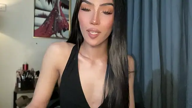 Thicker Belle online show from September 17, 6:50 pm