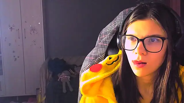 MollyLollipop online show from November 25, 5:04 pm