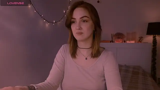 LilyFarey online show from November 16, 7:03 pm