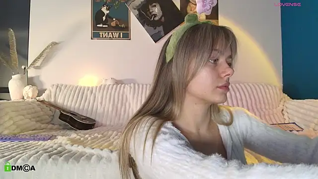 Kylie Desire online show from December 20, 4:49 am