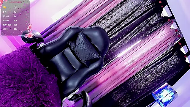 Alexandra Hornny online show from April 5, 5:12 pm