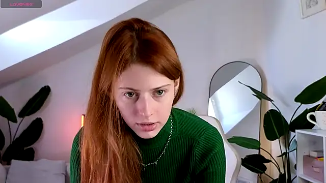 doll lesli online show from October 8, 6:40 am