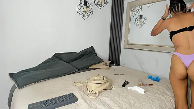 kristyl paez online show from March 27, 7:03 pm