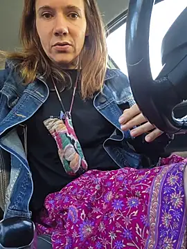 Lina lou4 online show from April 19, 7:52 am