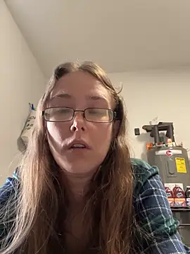 Dakota 02 online show from November 25, 1:35 pm