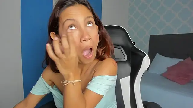 cora 22 online show from September 26, 12:36 pm