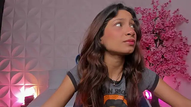 cora 22 online show from March 12, 1:25 pm