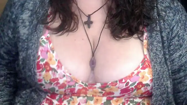 mayasmith online show from October 12, 3:14 pm