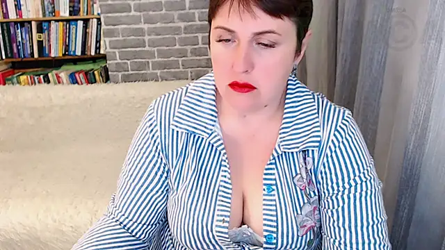 Rainbow lady online show from October 27, 7:26 am