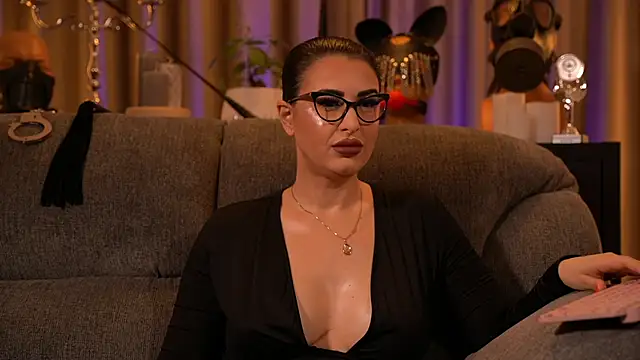 kelly kent online show from November 3, 12:25 am