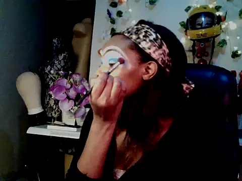 Anaconda2350 online show from April 7, 9:39 pm