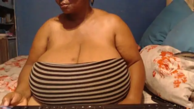 CUTEFIRMMELONSS online show from February 2, 8:41 pm