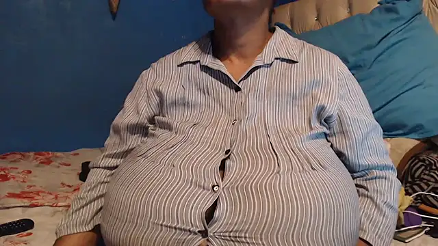 CUTEFIRMMELONSS online show from February 7, 9:51 pm