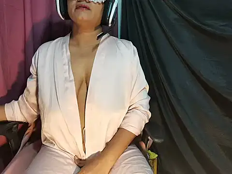 shani-akki online show from April 8, 5:26 pm