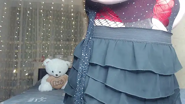 CumCpl online show from January 5, 8:45 pm