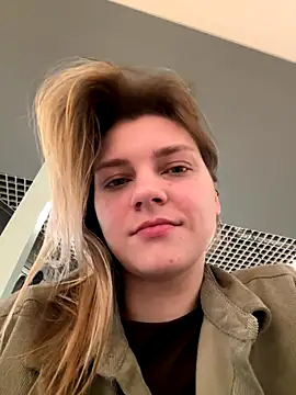 ValenciaShock online show from December 20, 7:01 am