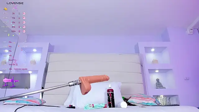 Isabella Daniell online show from September 30, 3:45 am